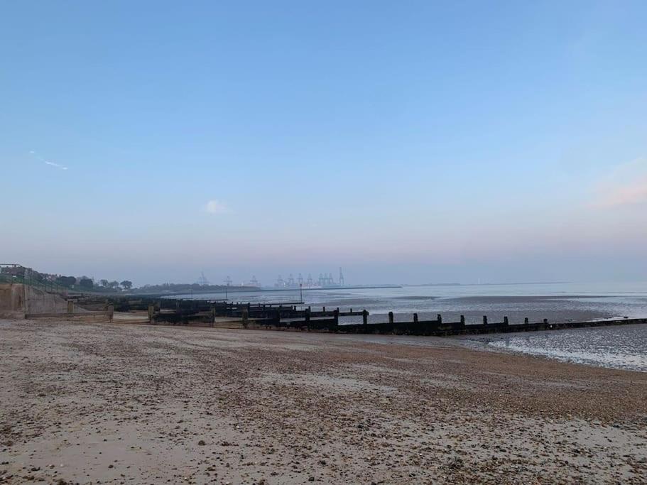 Gordon Villa - A Seaside Escape Harwich Kültér fotó